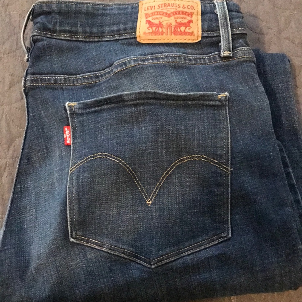 Levis jeans